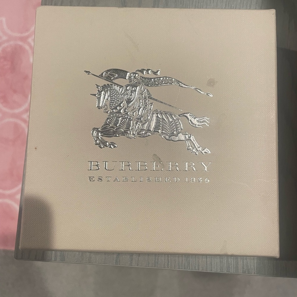Gently used Women’s Burberry Belt